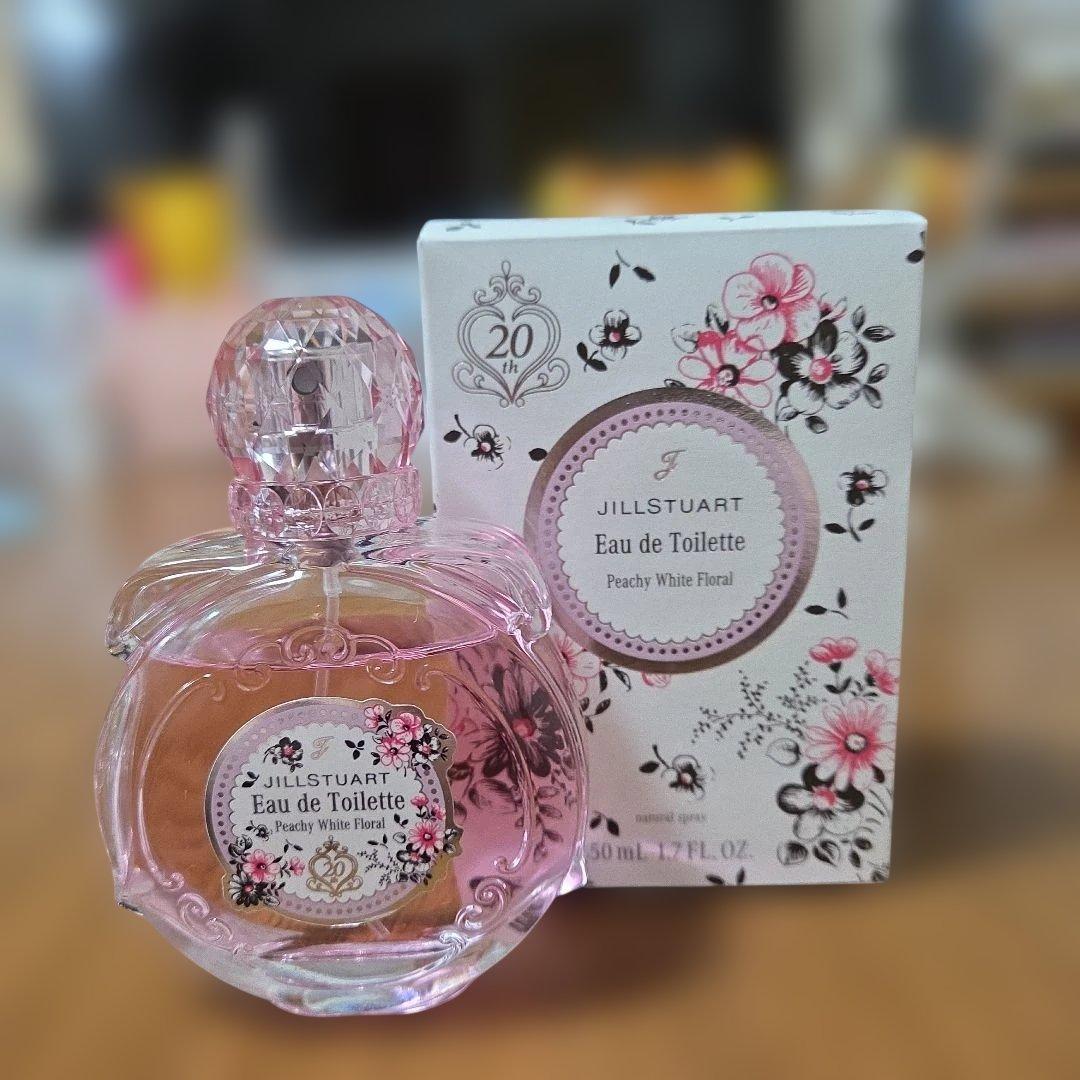 ジルスチュアート ストロベリー&ティー、ピーチーホワイトフローラル