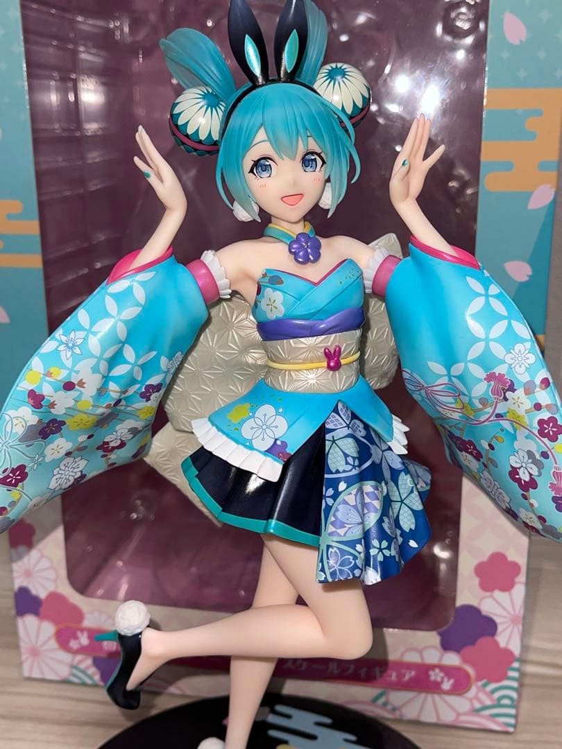 初音ミク和バニー1/7スケールフィギュア