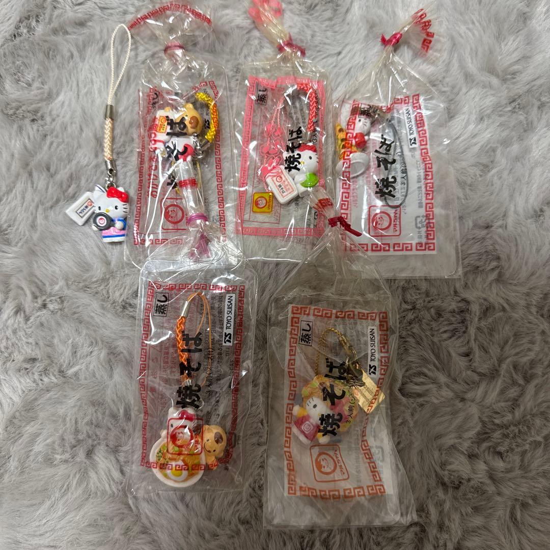 ご当地キティ　マルちゃん　焼きそば　コラボ　ストラップ　6点セット