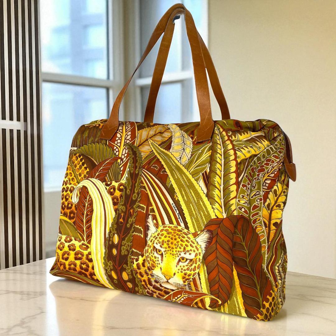 希少✨Salvatore Ferragamo Animal Boston Bag Salvatore Ferragamo Rabit Fur Bag Authentic Mint Condition Rare