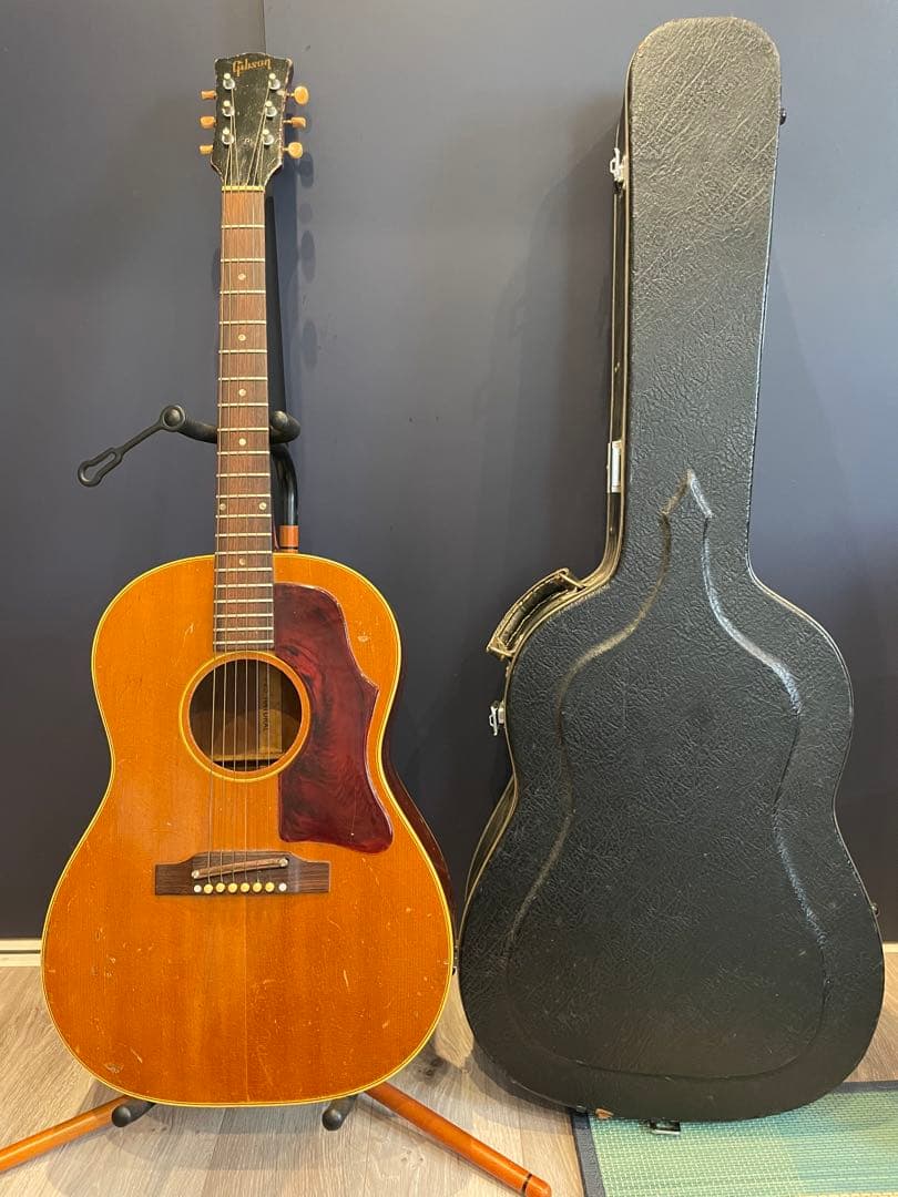 Gibson アコースティックギター ハードケース付き　b-25 1967年製
