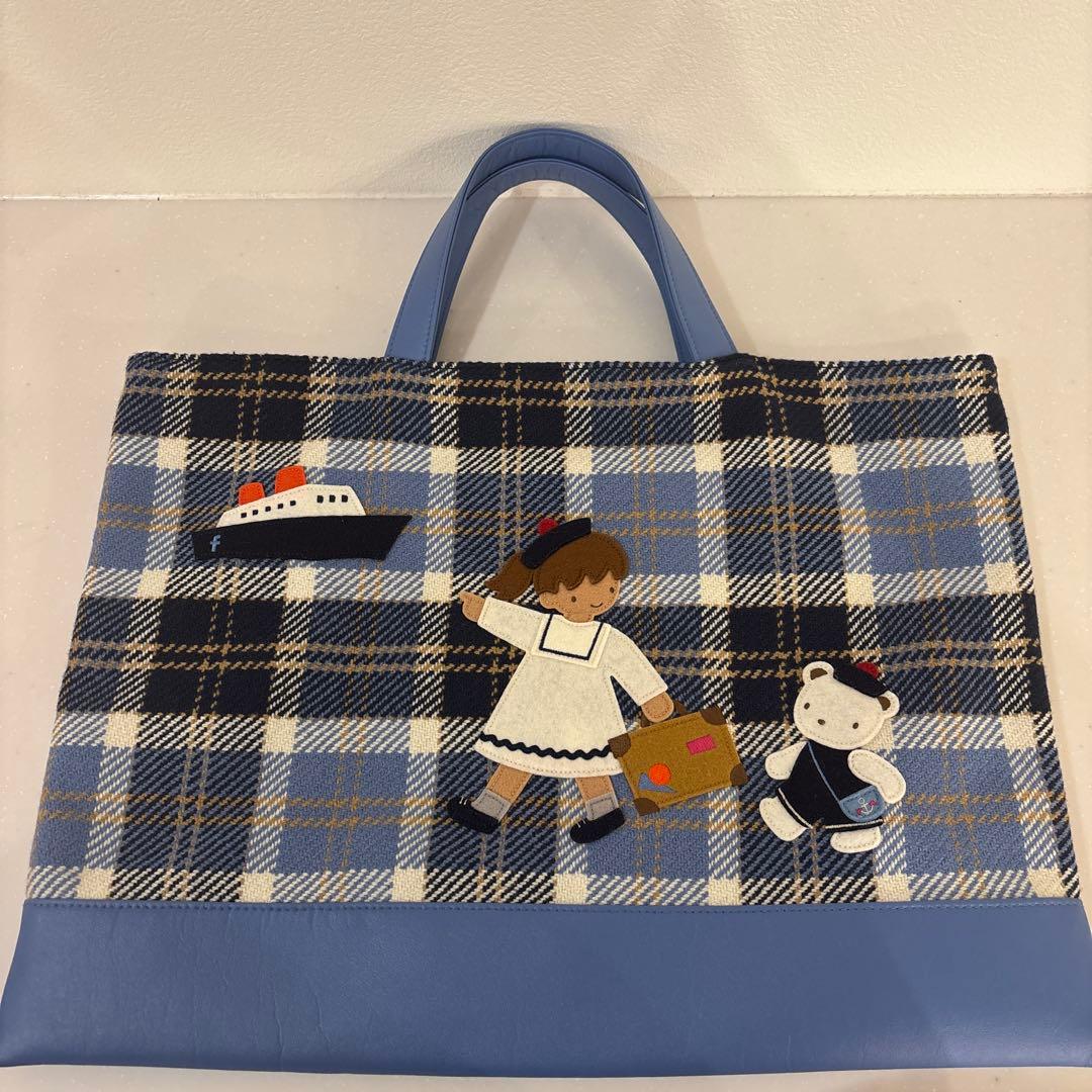 【レア美品】ファミリア バッグ ファミリアショー 2021 限定 完売品 2026年最新】ファミリアショー限定の人気アイテム - メルカリ