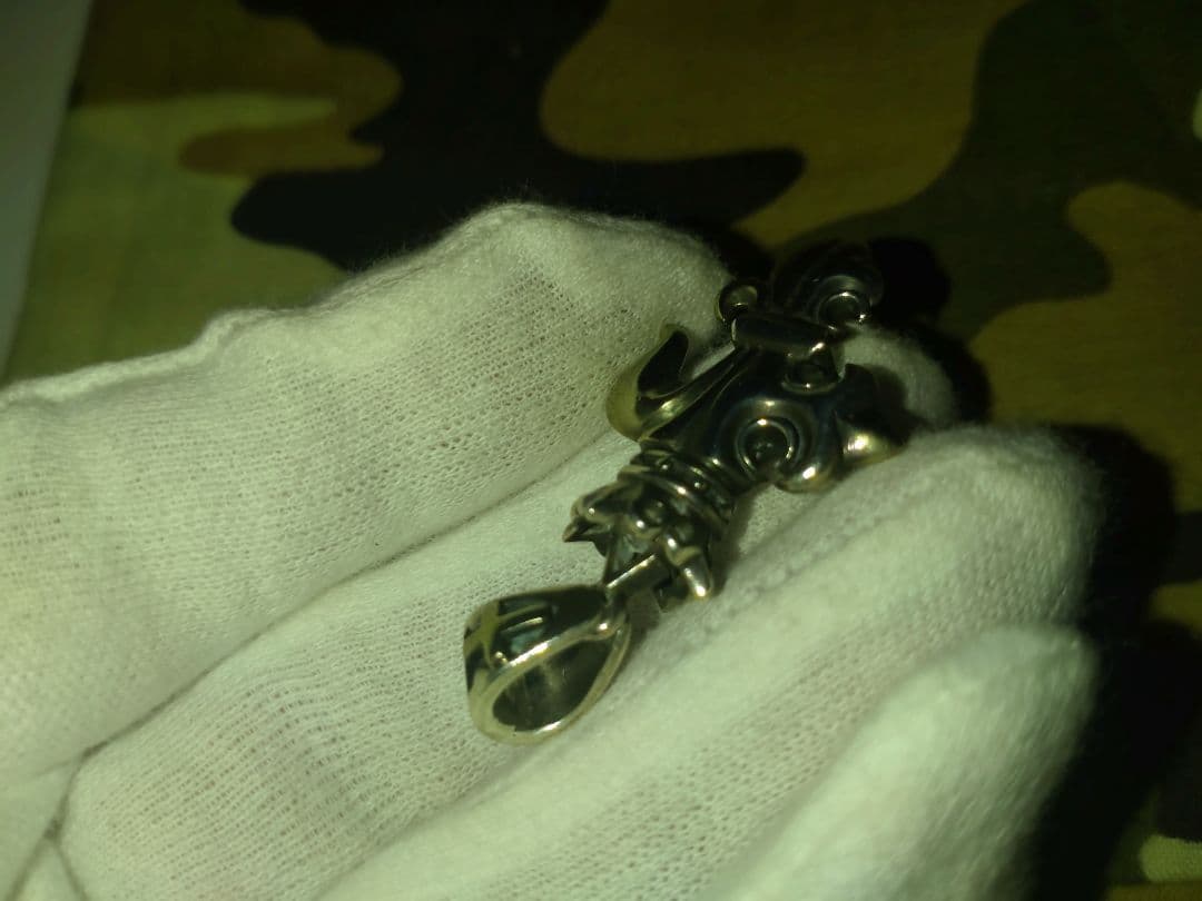 ロードキャメロット百合王冠十字トップ☆オマケ、チェーン 50cm