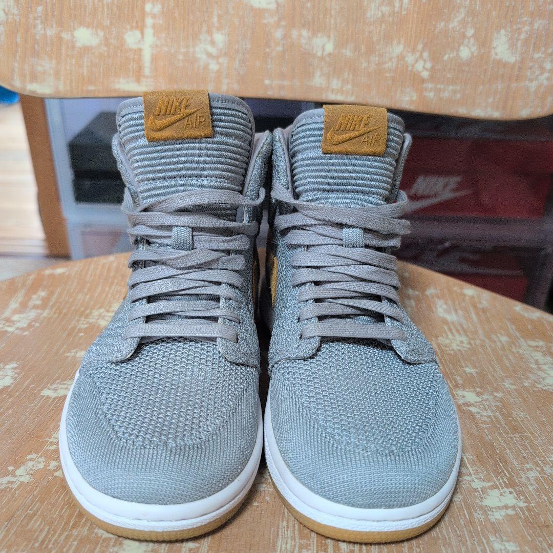 NIKE AIR JORDAN 1 FLYKNIT ウルフグレー