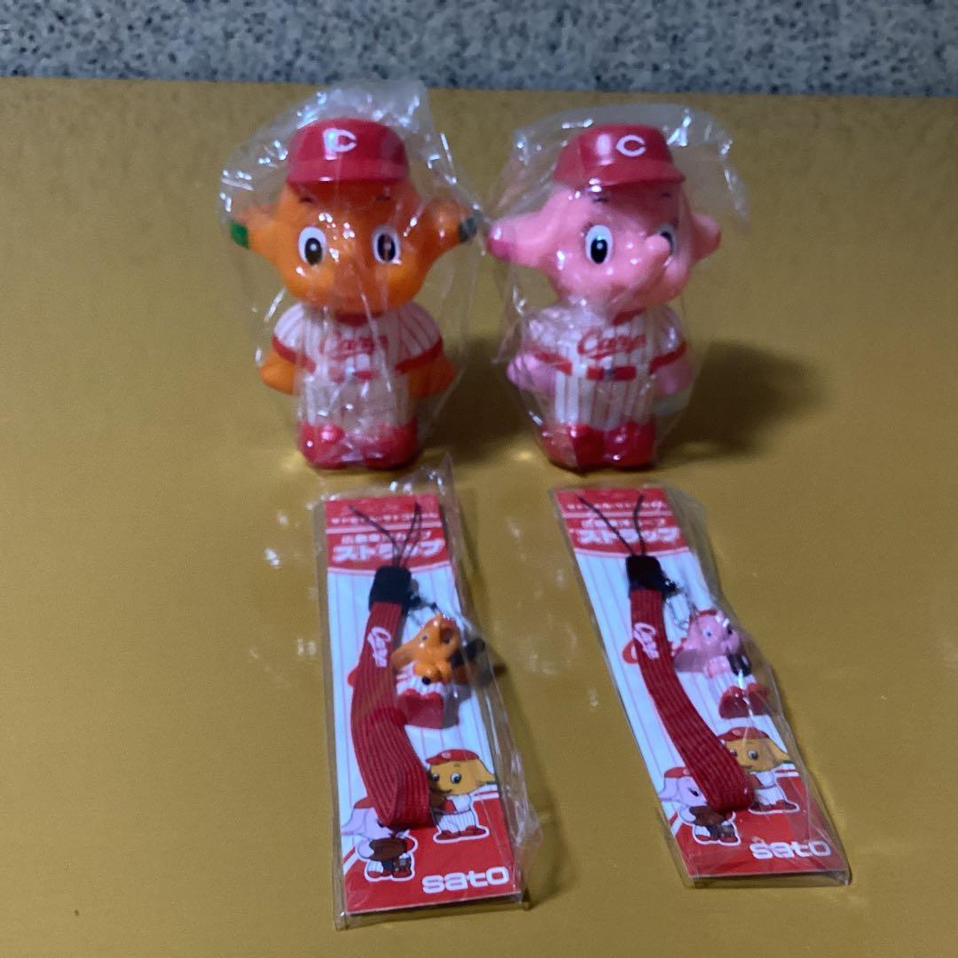 2329 サトちゃん &サトコちゃん　広島東洋カープバンク &ストラップ