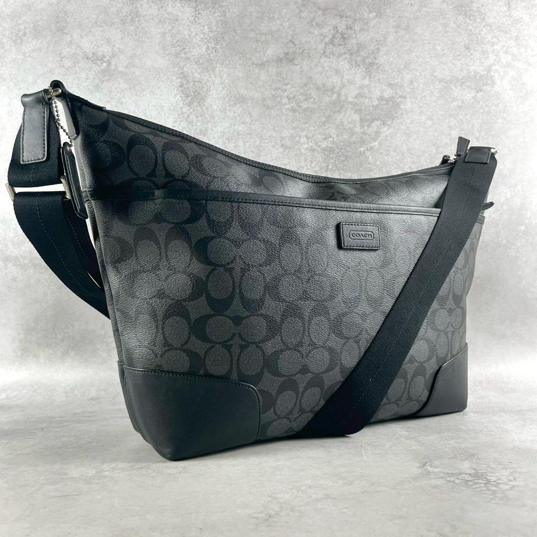 コーチ　ショルダーバッグ　肩掛け　斜め掛け　PVC シグネチャー　71170