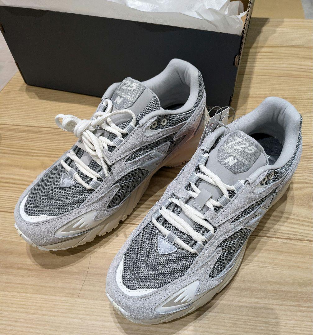 ニューバランス　スニーカー　725 　グレー　27cm