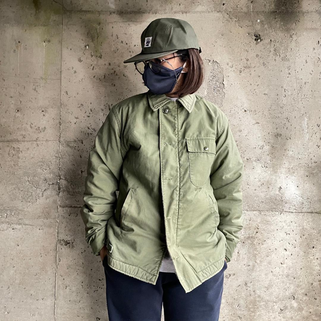 USN 本物 実品 80s U.S. NAVY A-2 A2 デッキジャケット - メルカリ