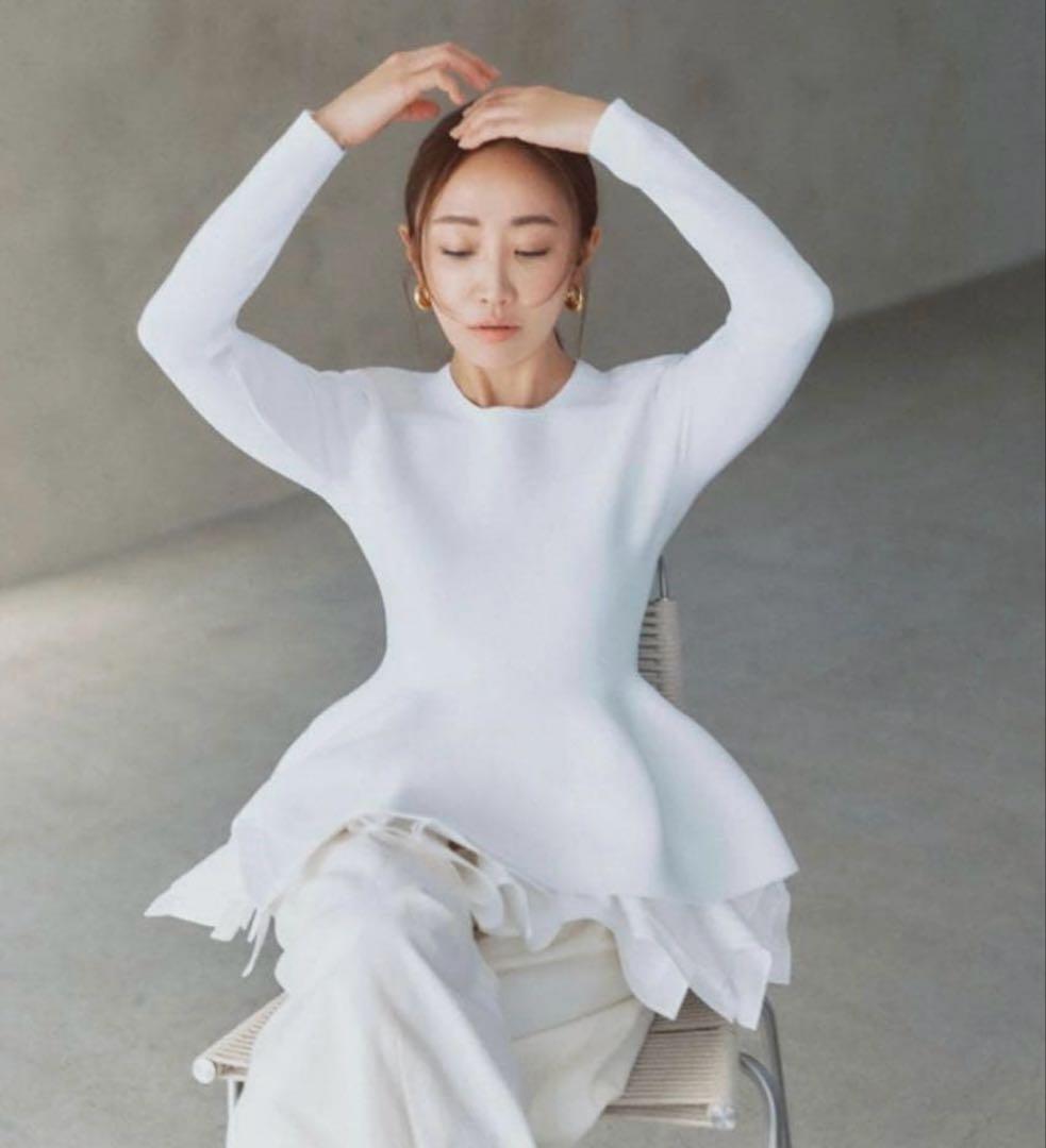 CADUNE 神崎恵コラボペプラムニットS ホワイト