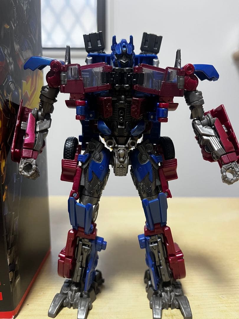 タカラトミー トランスフォーマー スタジオシリーズ オプティマスプライム