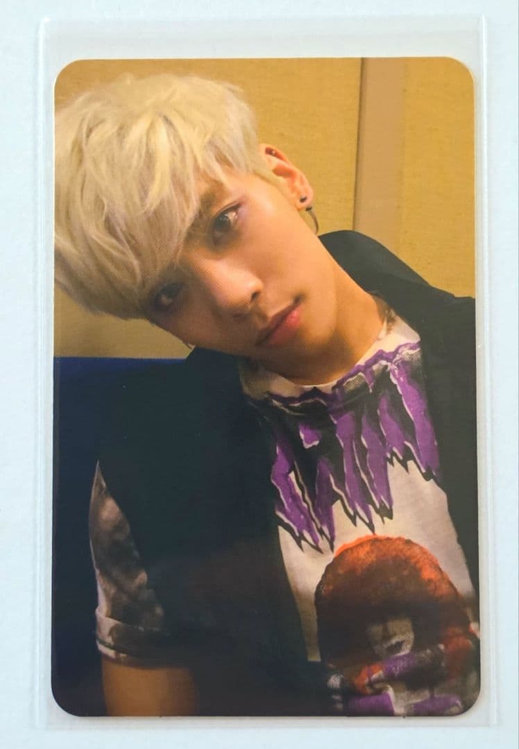 SHINee 韓国盤トレカ ジョンヒョン Amazon.co.jp: SHINee ジョンヒョン She Is 封入トレーディングカード