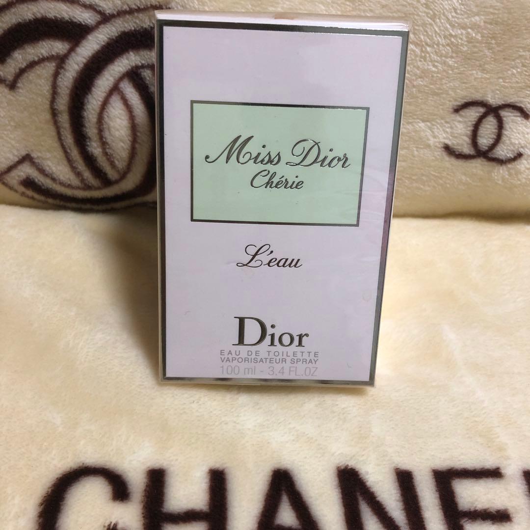 香水(女性用) Miss Dior Cherie Leau 100ml