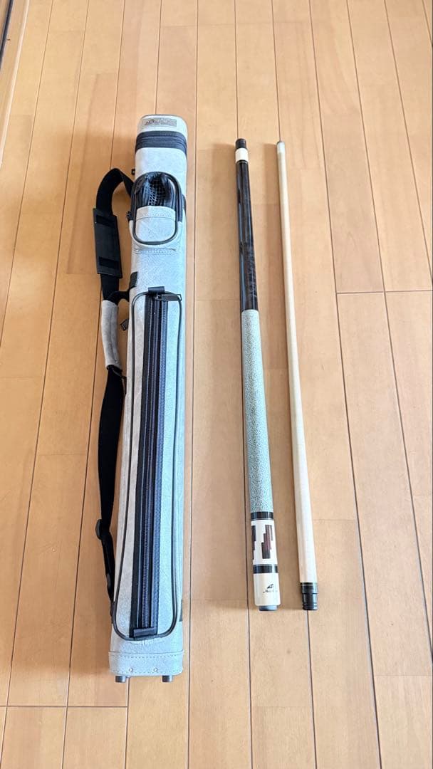 Mezz Cue ビリヤードキュー ケース付き