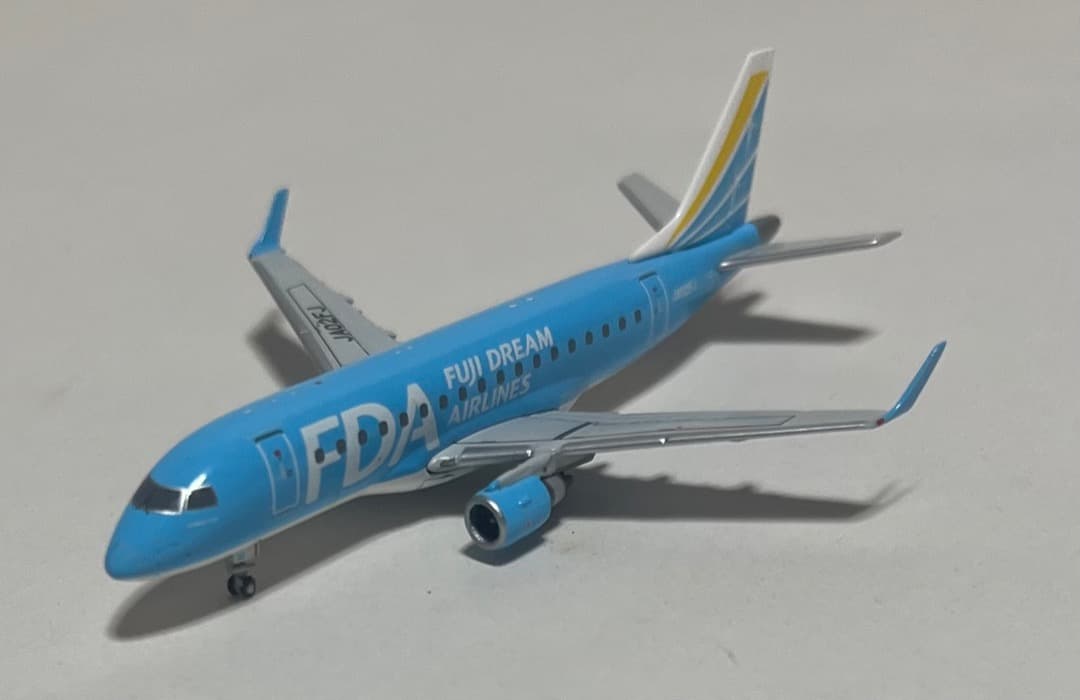 航空機・ヘリコプター FDA ERJ-175 JA02FJ Blue 2024最新】“ちょっと違う”ウィングレットや特別塗装に注目！ 「FDA