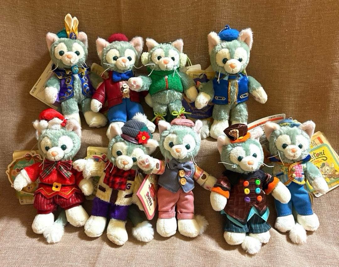 (未使用タグ付き)ディズニーぬいぐるみバッジ　ジェラトーニ　おまとめ９点