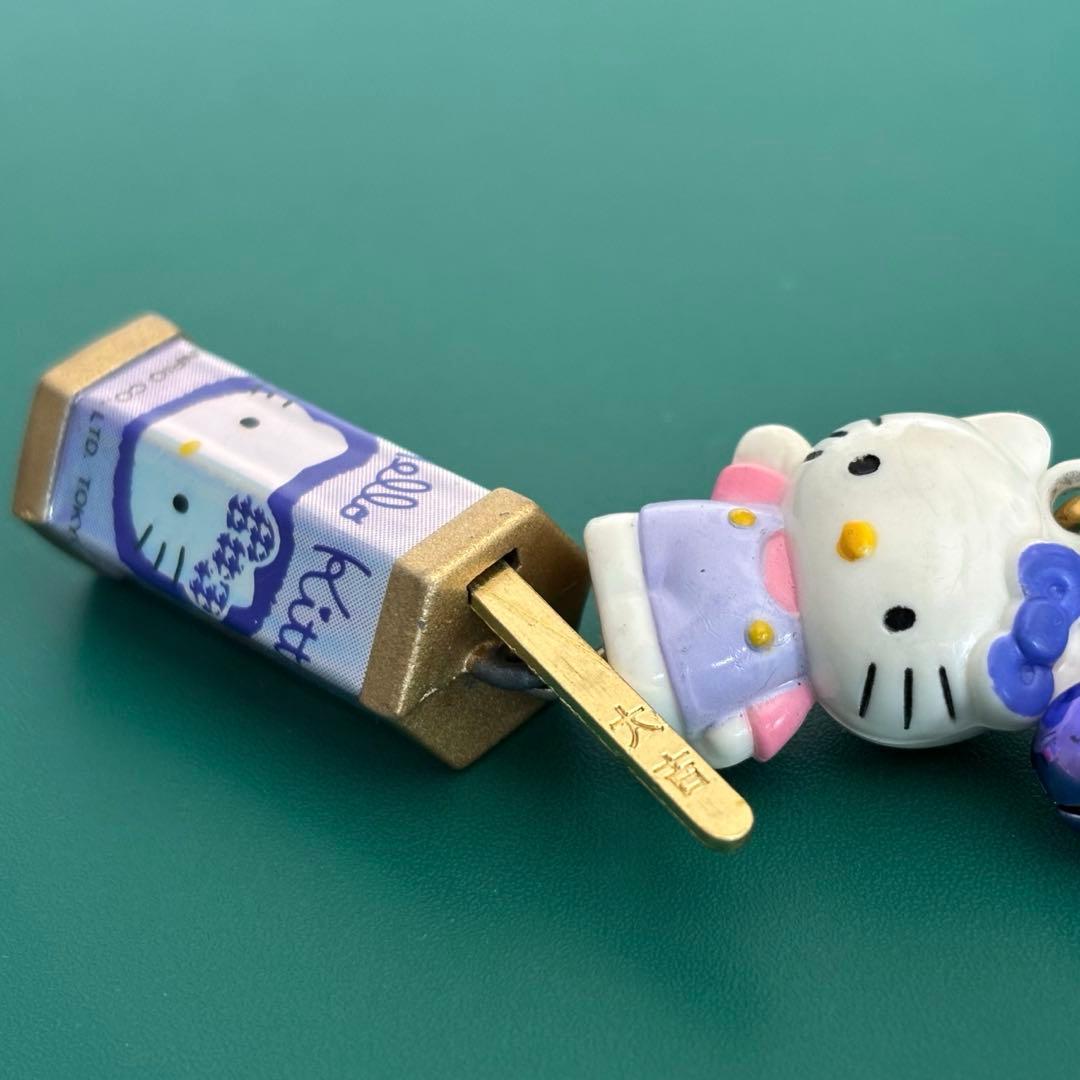 当時物】ハローキティ おみくじキーホルダー ご当地キティ 北海道