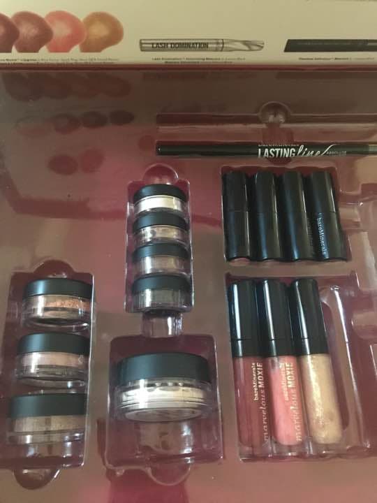 ベアミネラル 新品 16点セット！ミネラルヴェール、フェイスカラー、グロスetc