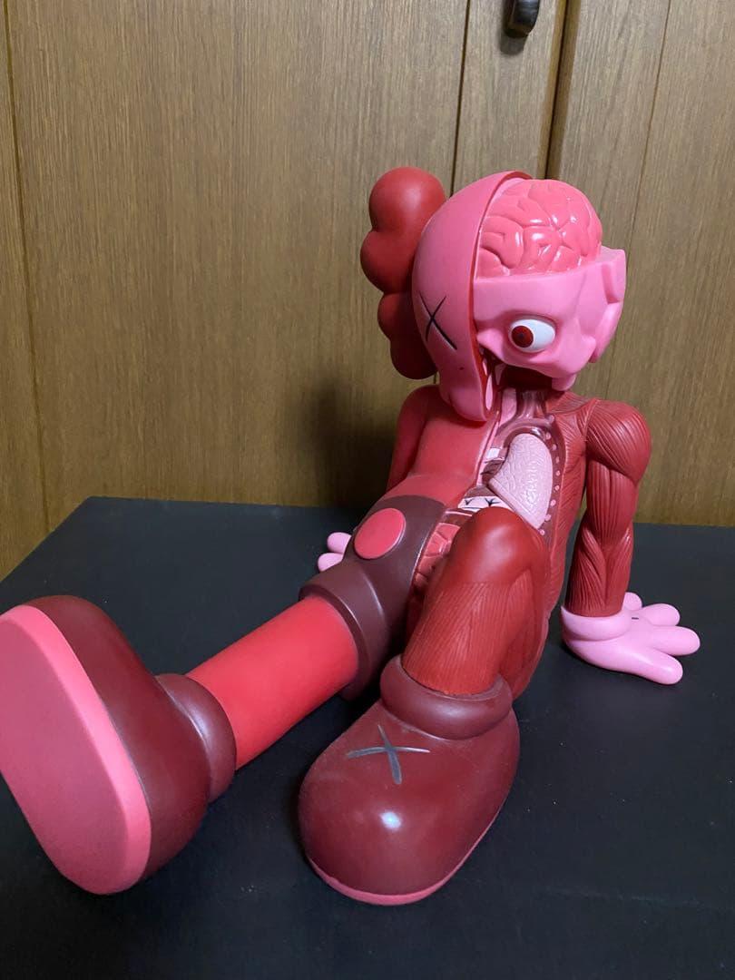 その他 KAWS Resting Place Vinyl Figure