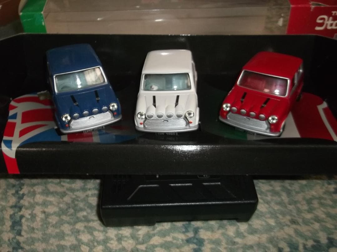 イタリアンジョブミニクーパー ミニカー 3色セット