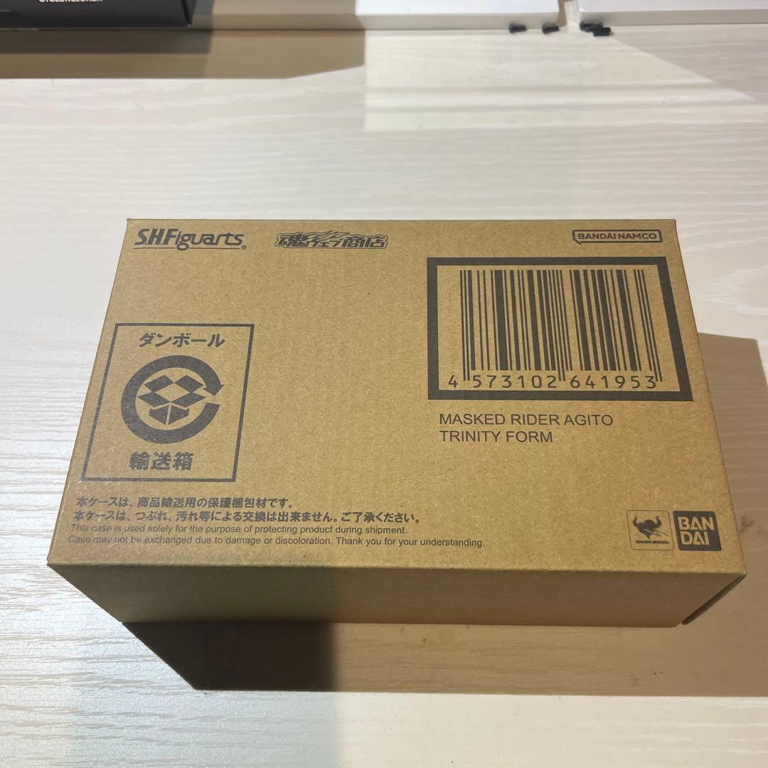 S.H.Figuarts 真骨頂 仮面ライダーアギト トリニティフォーム