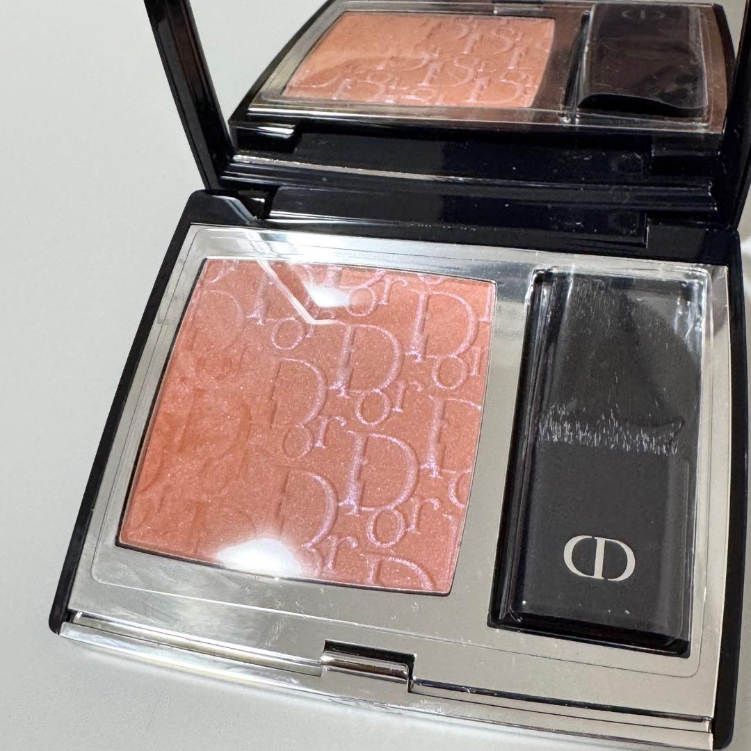 Dior ディオールスキン ルージュ ブラッシュ 748 キャンディフロス