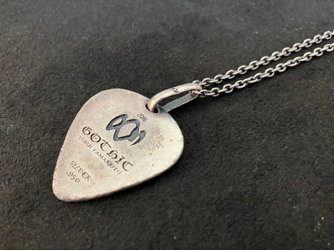 GOTHIC YOHJIYAMAMOTO ギターピック　ペンダント GOTHIC YOHJI YAMAMOTO - GOTHIC YOHJI YAMAMOTO VAMPIRE GUITAR PICK