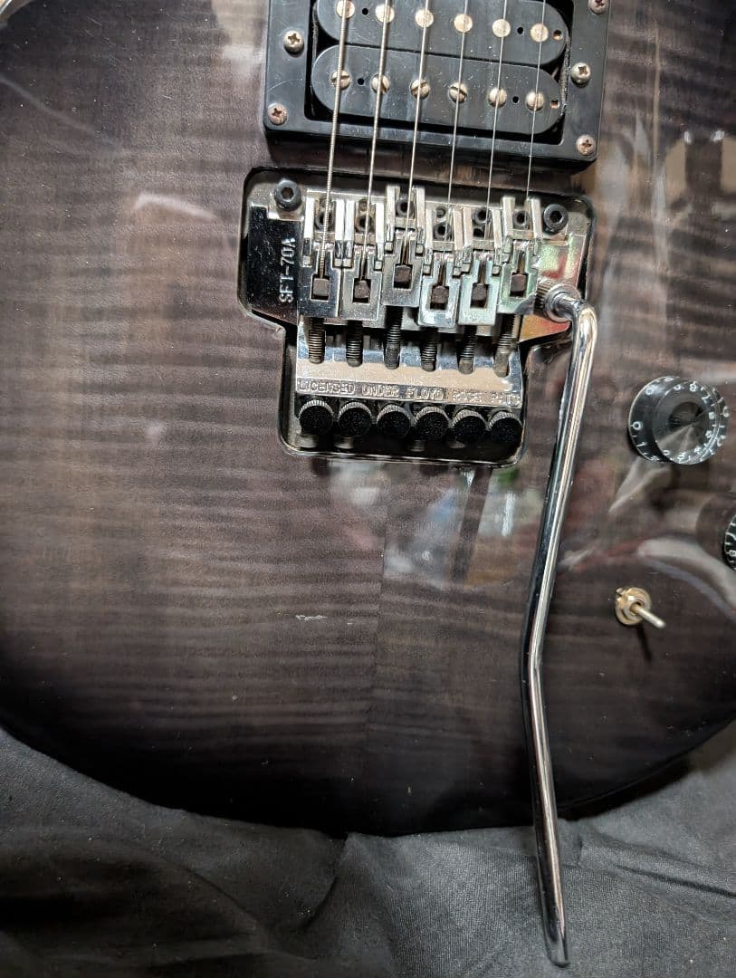 レア Grassroots by ESP フロイドローズ 搭載 レスポール - メルカリ