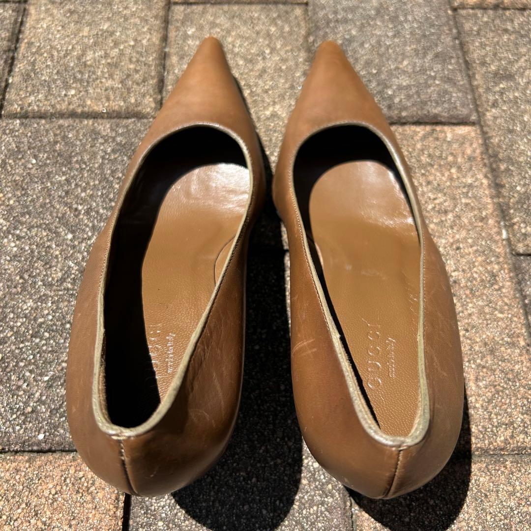 GUCCI ブラウン ポインテッドトゥ ヒール 23.5cm