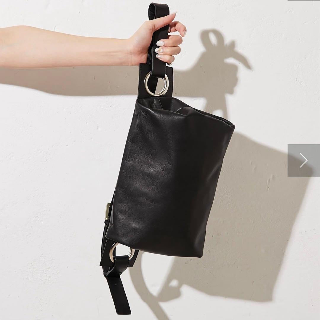 ear PAPILLONNER kawakawa レザーボディバッグMサイズ