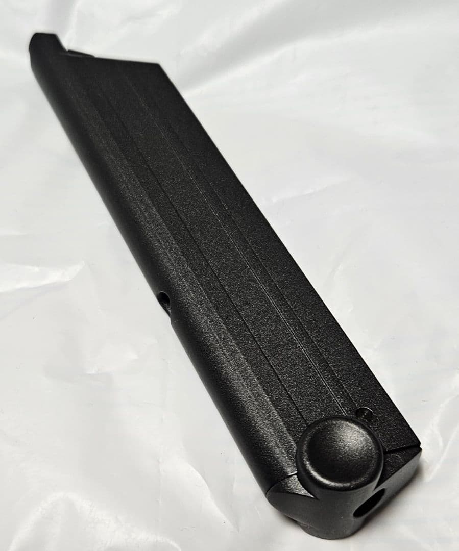 タナカP-08用　ブラック ストレートマガジン新品　箱無し