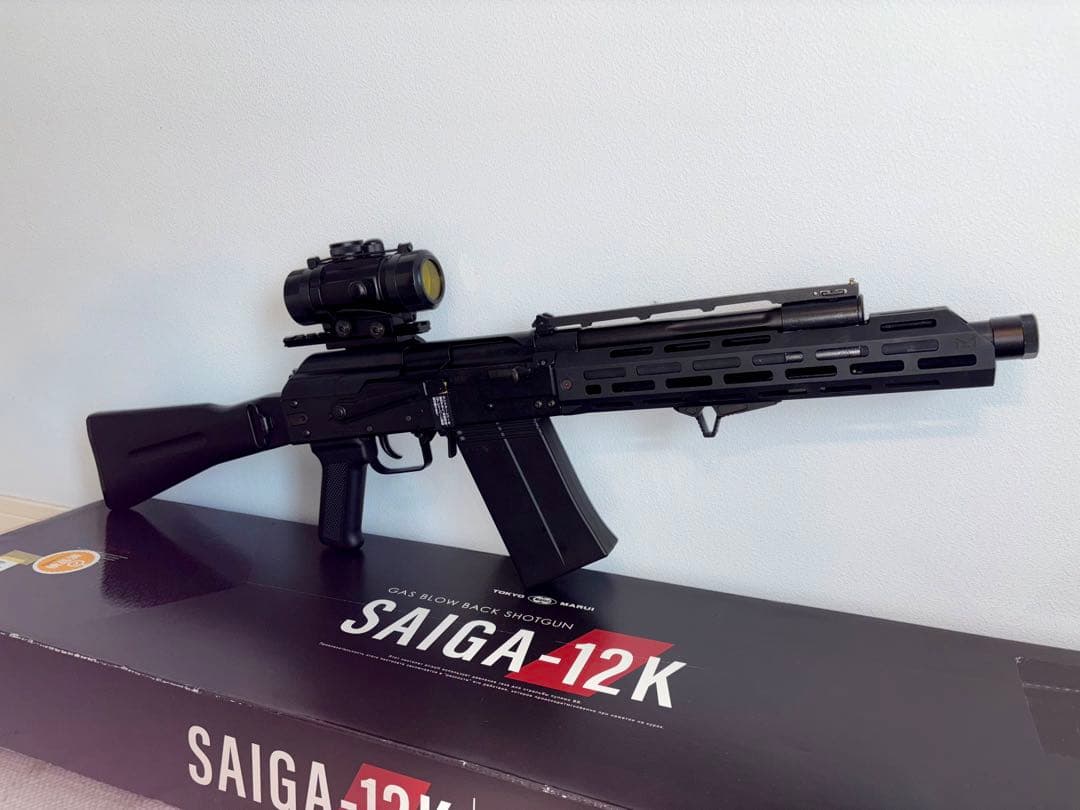 SAIGA-12K ガスガン ブラック ドットサイト付き