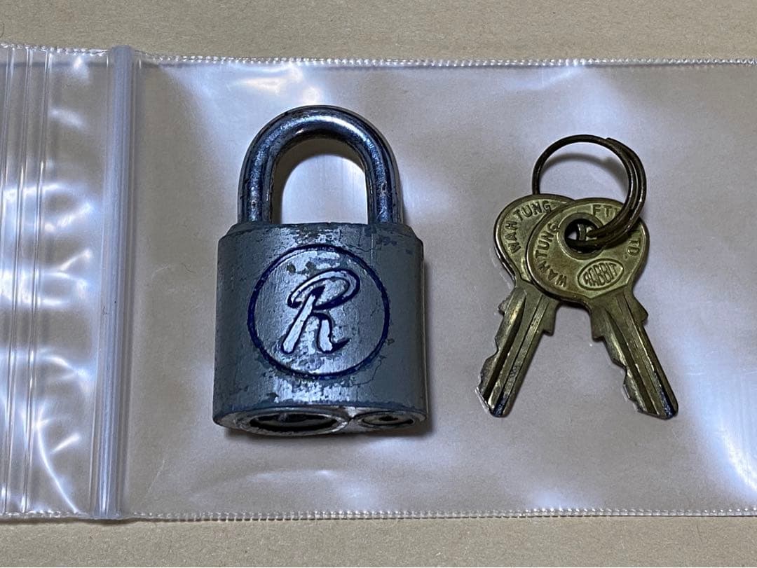 超重要品】70'sシドチェーン うさぎマーク左向き本人同型 - メルカリ