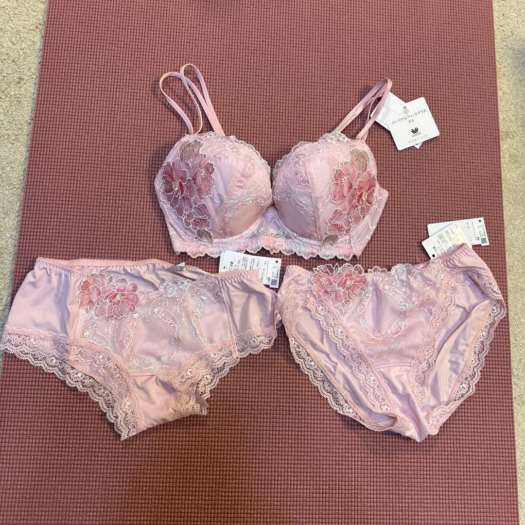 み*@様 【パルファージュ】F65➕Mサイズショーツ2枚