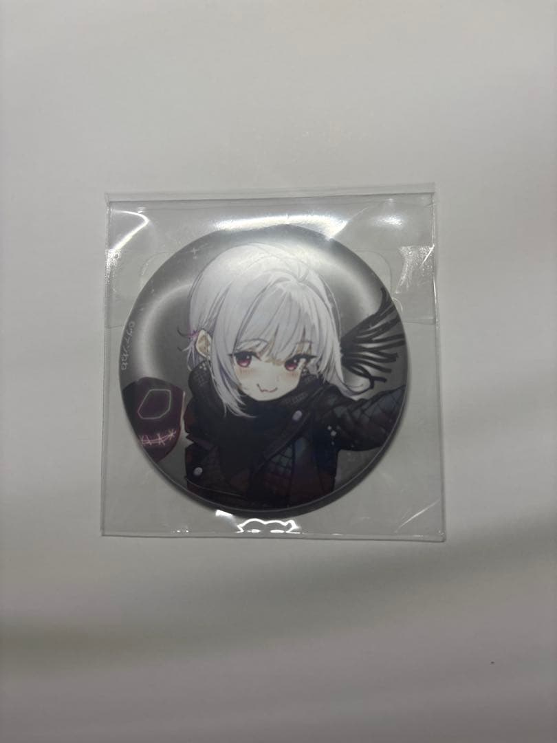 ヴァンねねくじ 缶バッジ - メルカリ