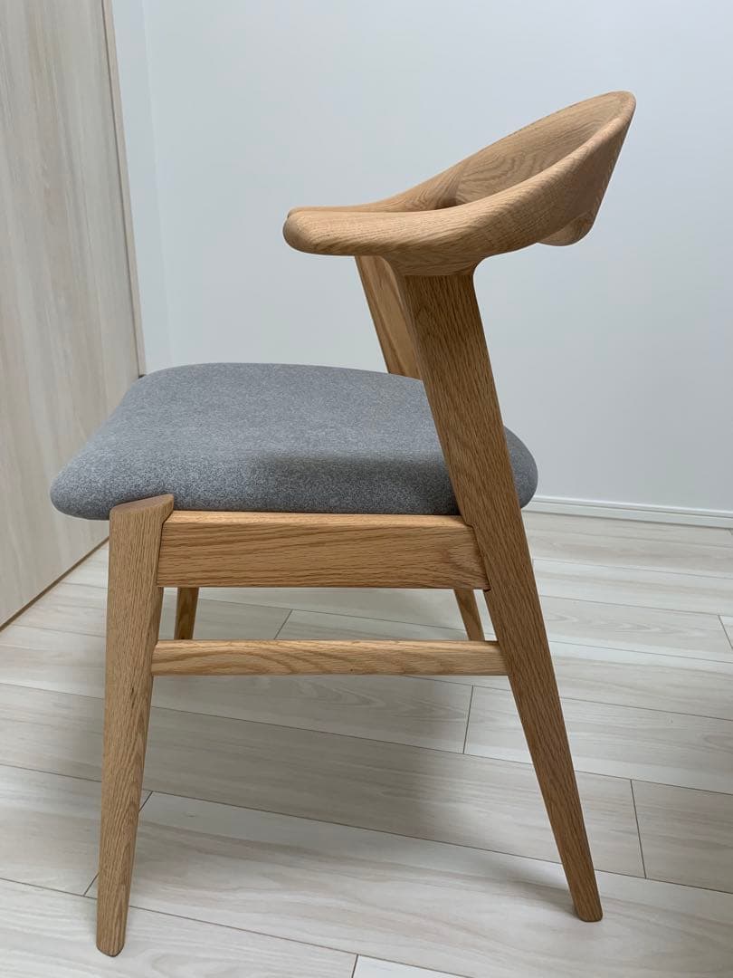 ロ*コ様 新品椅子一脚　同じ椅子合計二脚出品しています。