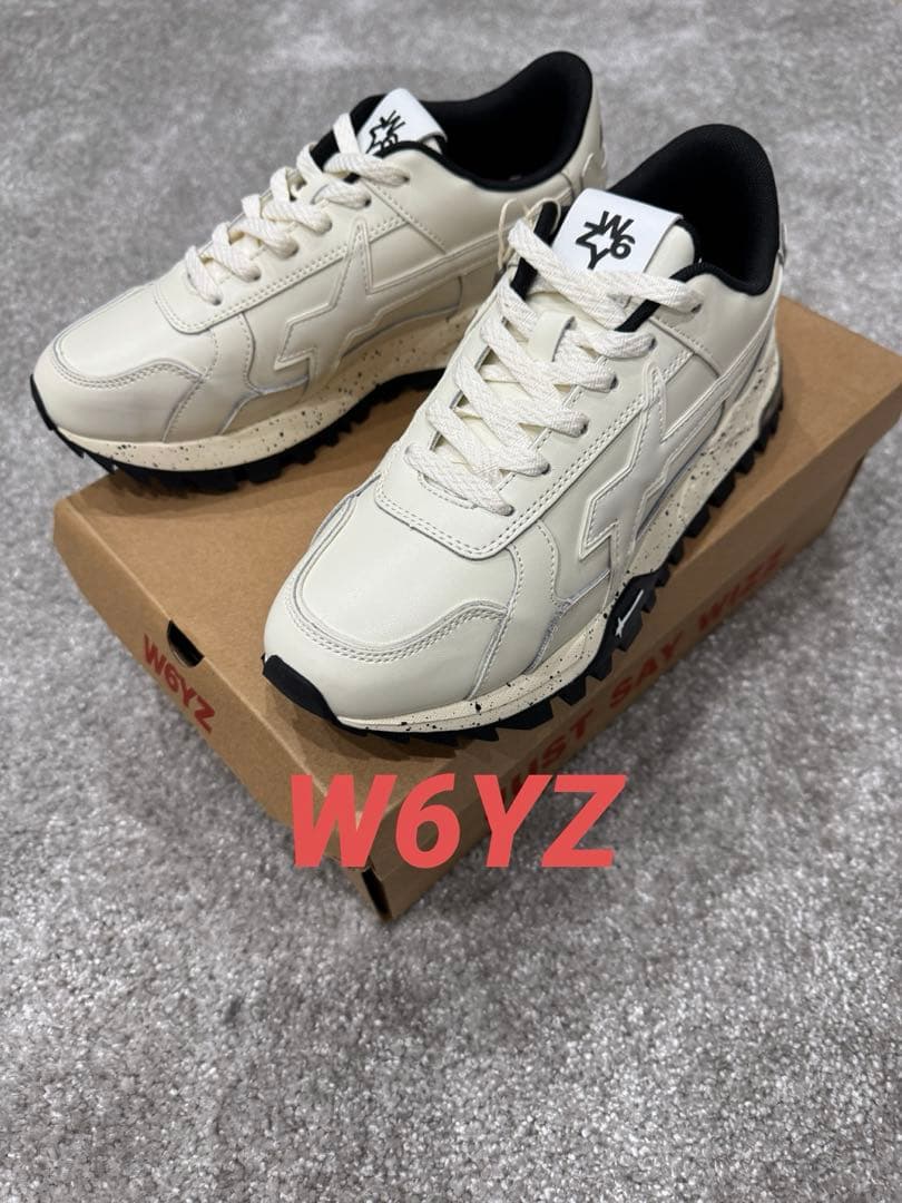 【新品未使用】W6YZ BREEZEスニーカー