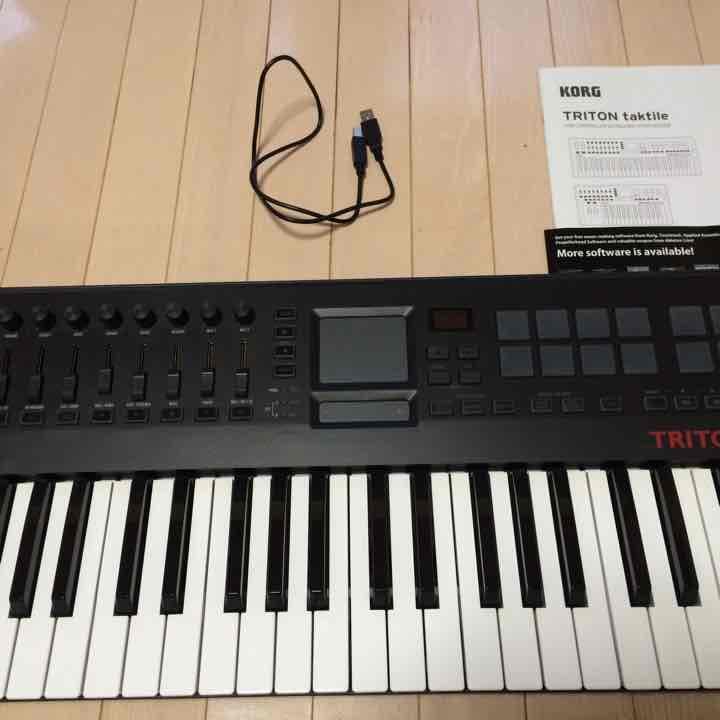 KORG triton シンセサイザー 49鍵 MIDIキーボード  箱あり。 KORG TRITON taktile-49 シンセサイザー MIDIキーボード - メルカリ