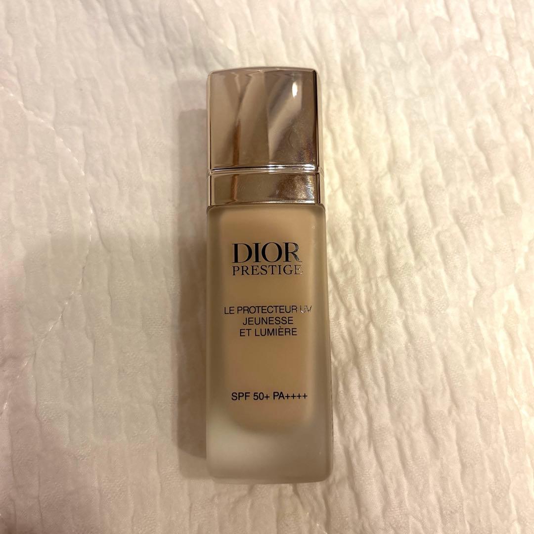 DIOR プレステージ ホワイト ル プロテクター UV ルミエール BB00