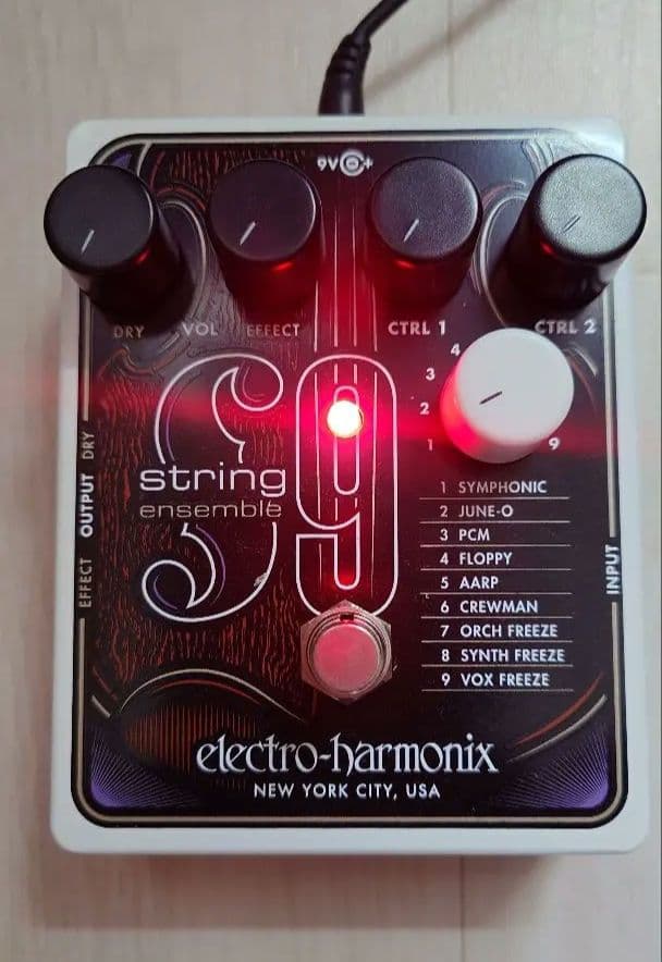 ELECTRO-HARMONIX ( エレクトロハーモニックス )STRING9