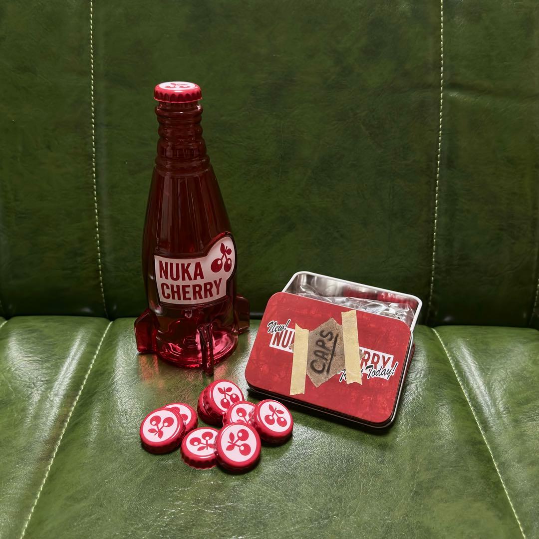 ※最終値下げ※【Fallout】 ヌカ•コーラ•チェリー ボトル / キャップ缶 Fallout ヌカ・コーラ チェリー 缶入りキャップ – インフォレンズ