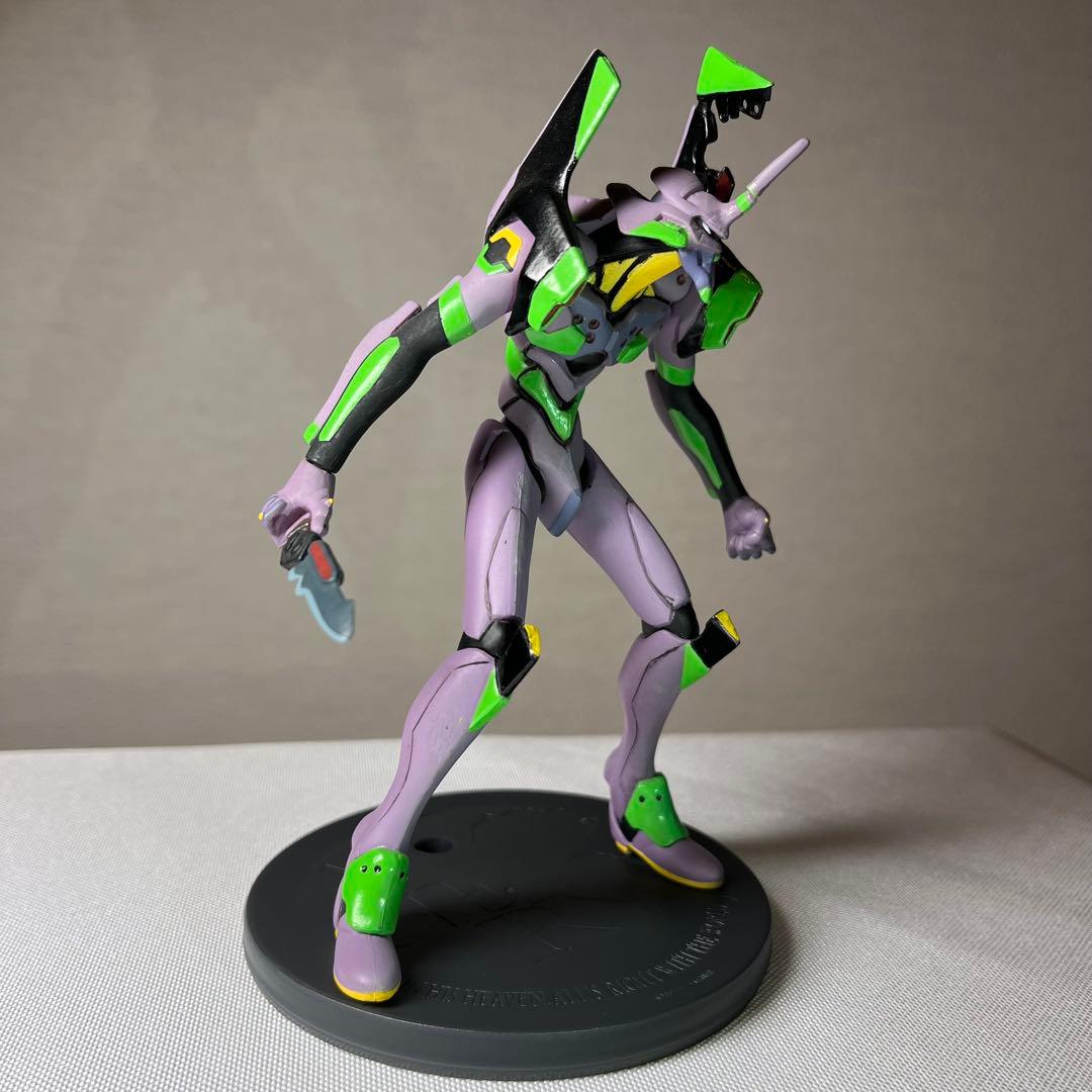 非売品】エヴァンゲリオン 初号機 フィギュア 肩部ウェポンラック展開