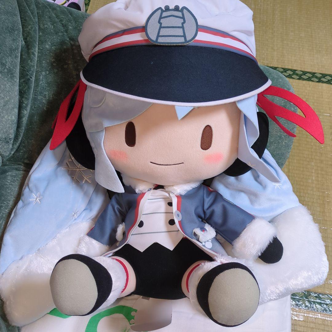 初音ミクシリーズ 雪ミク2022 どでかジャンボふわふわぬいぐるみ 中古品