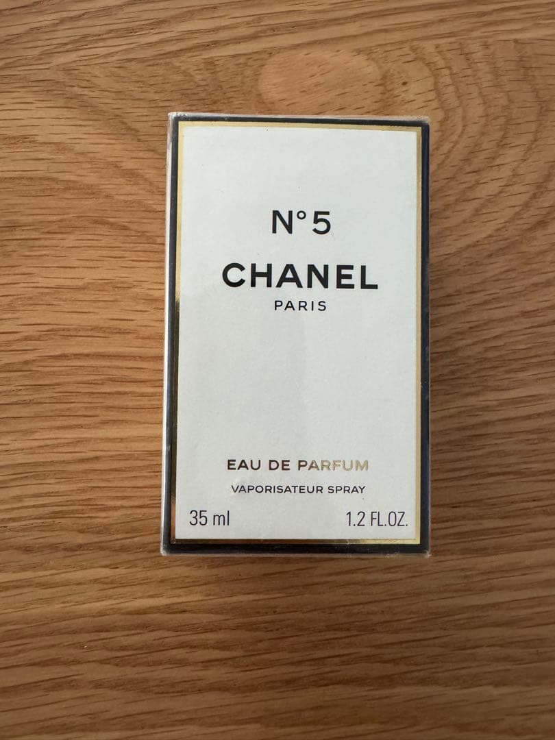 CHANEL No.5 EAU DE PARFUM 未開封