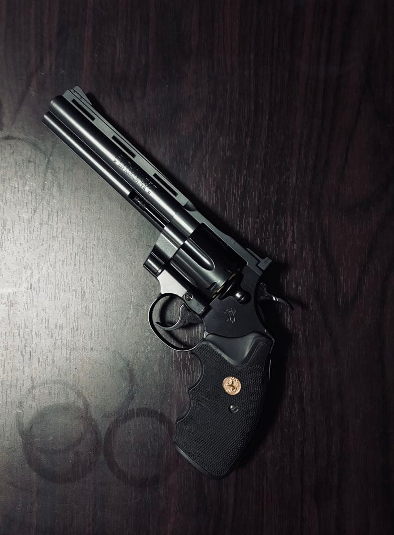 コルトパイソン　357マグナム　6インチ　ガスリボルバー KING ARMS コルト パイソン .357 マグナム 2.5インチ CO2ガス