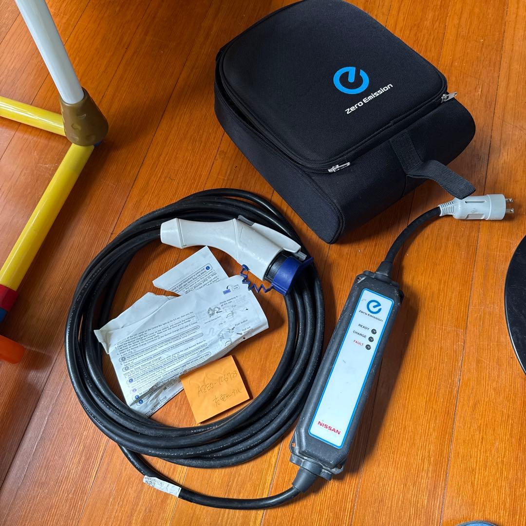 日産 リーフなど 充電ケーブル 3NK0E 29690