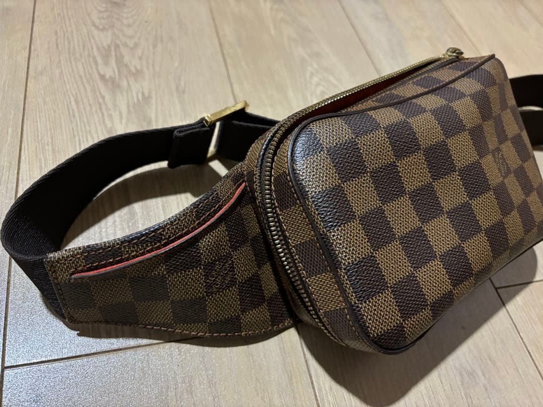 louisvuitton ルイビイトン ダミエ　ボディバッグ　クロスバッグ