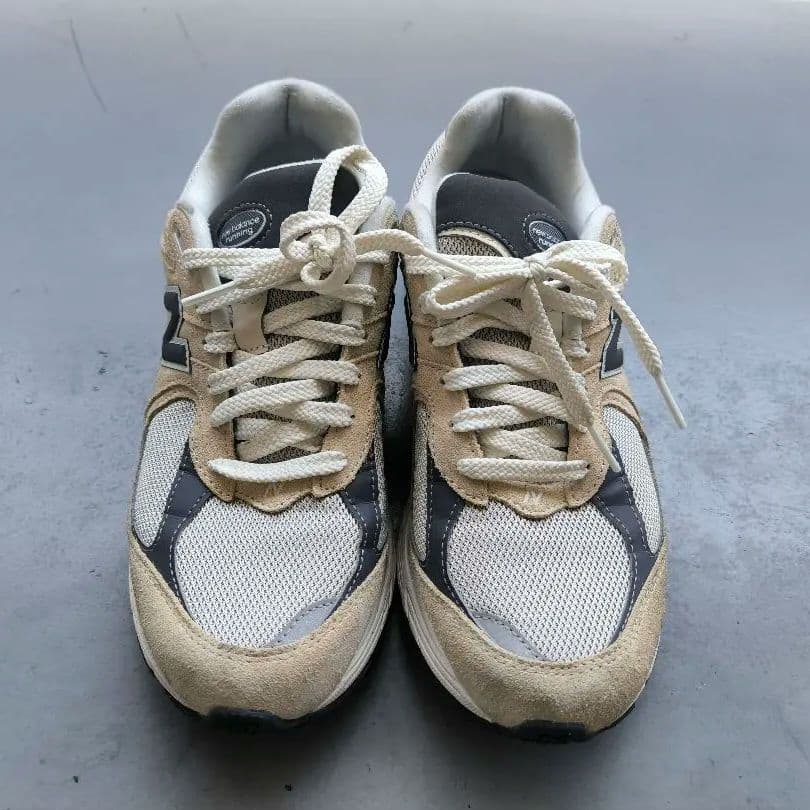 New Balance 2002RFA 27.5 ベージュ/グレー - メルカリ