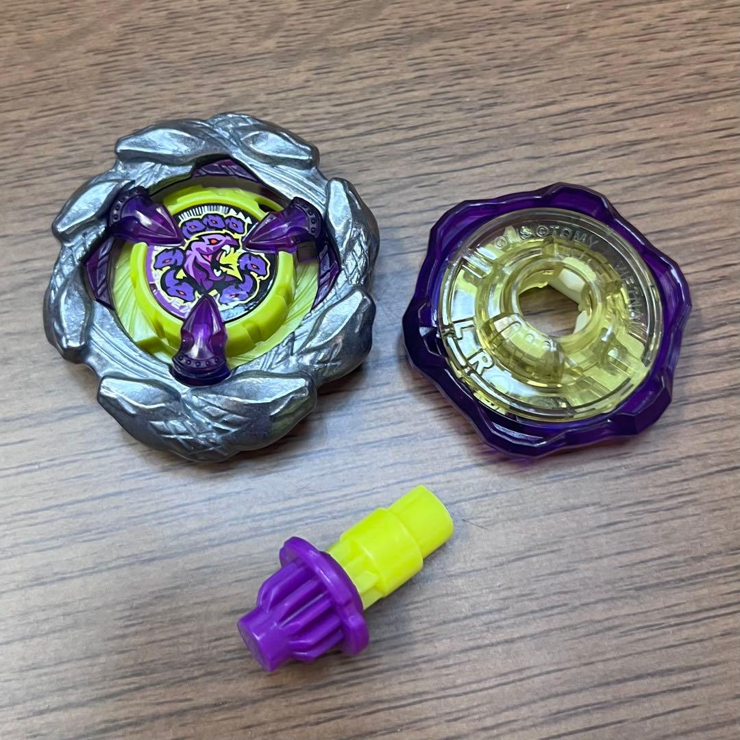 【限定新品】オロチクラスタ6-60LF ベイブレードX た5 限定ベイ】オロチクラスタ6-60LF レビュー！8枚刃×LFの連打攻撃