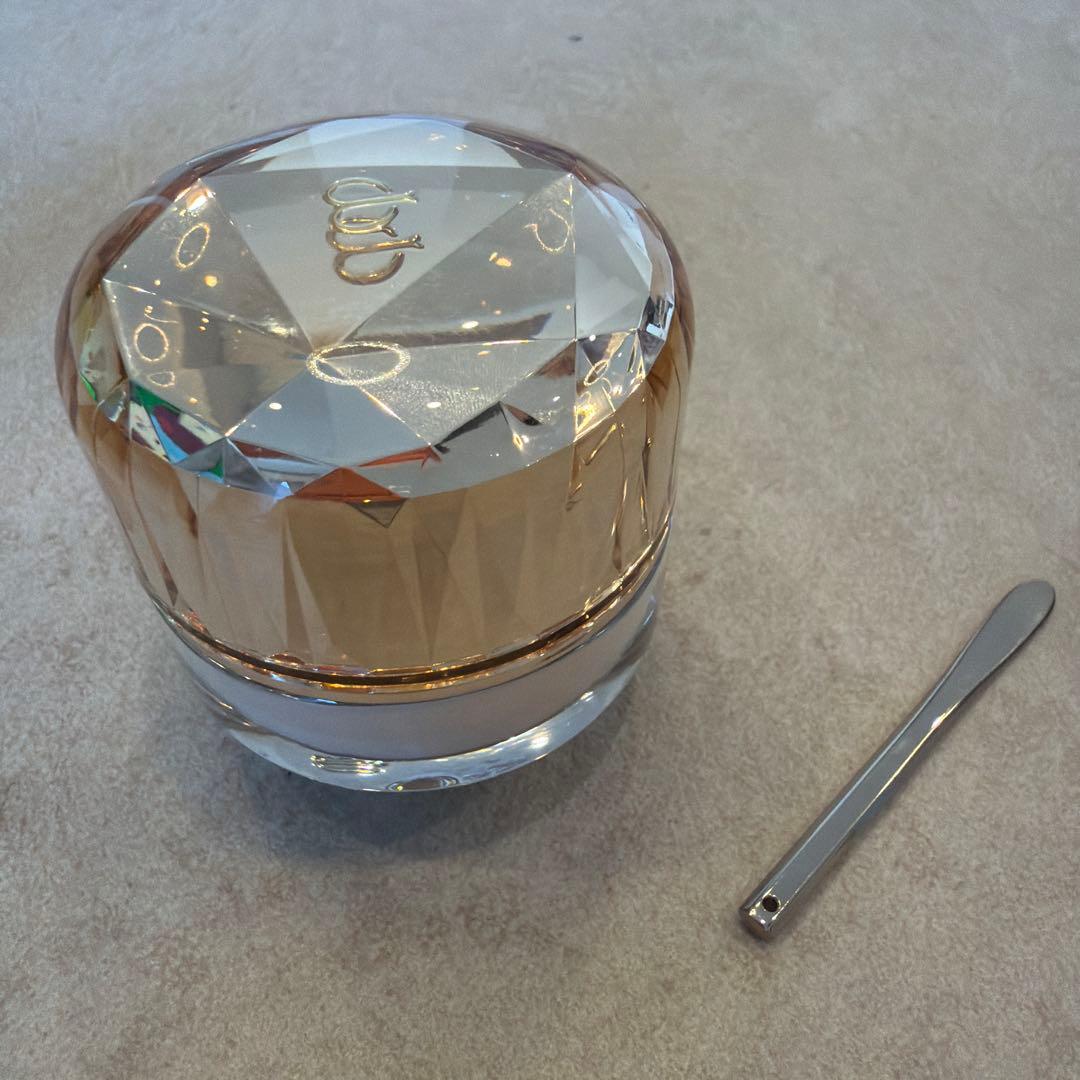 クレ・ド・ポー ボーテ　ル.フォンドゥタンnオークル10