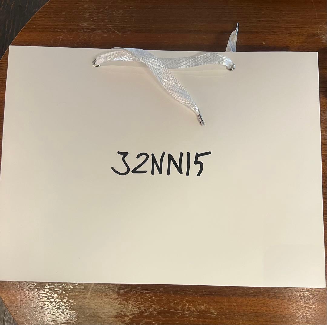 JENNIE ジェニ Photobook 代官山 POP UP 超豪華5点セット - メルカリ